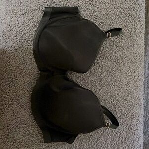 NWT Soma Size 40D Black Lightest Lift Smooth Perfect Coverage Bra.